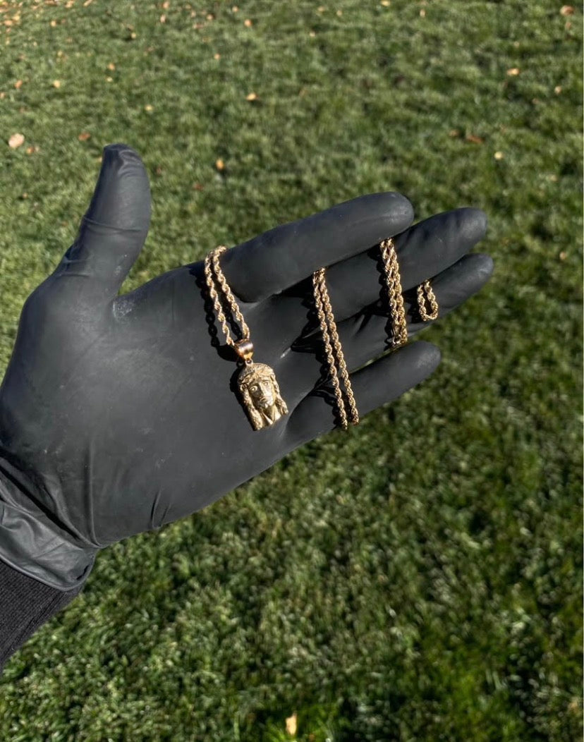 10k rope chain / Jesus pendant